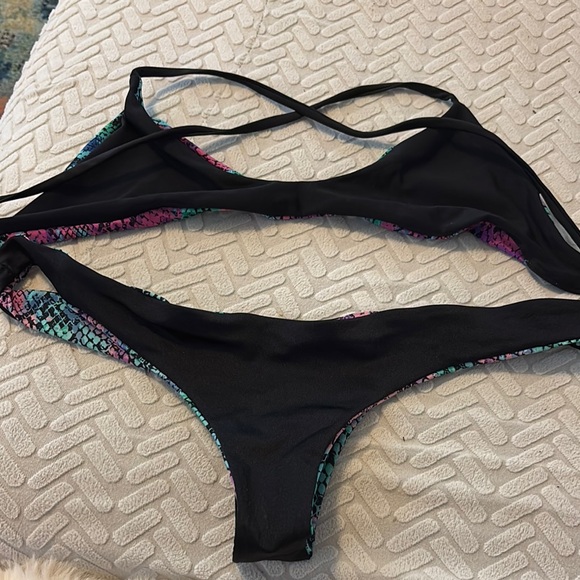 Multicolor Bikini Set - Picture 2 of 6